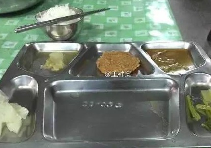 开云电竞:中国版TOPGUN成型:海军航空重型战机自由对抗(图)(图2) 开云电竞官方网站