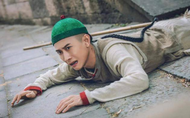 开云电竞中国_
全网最火的电视剧：《狼殿下》跌下神坛 榜首刚播2天热度飙升！(图3)