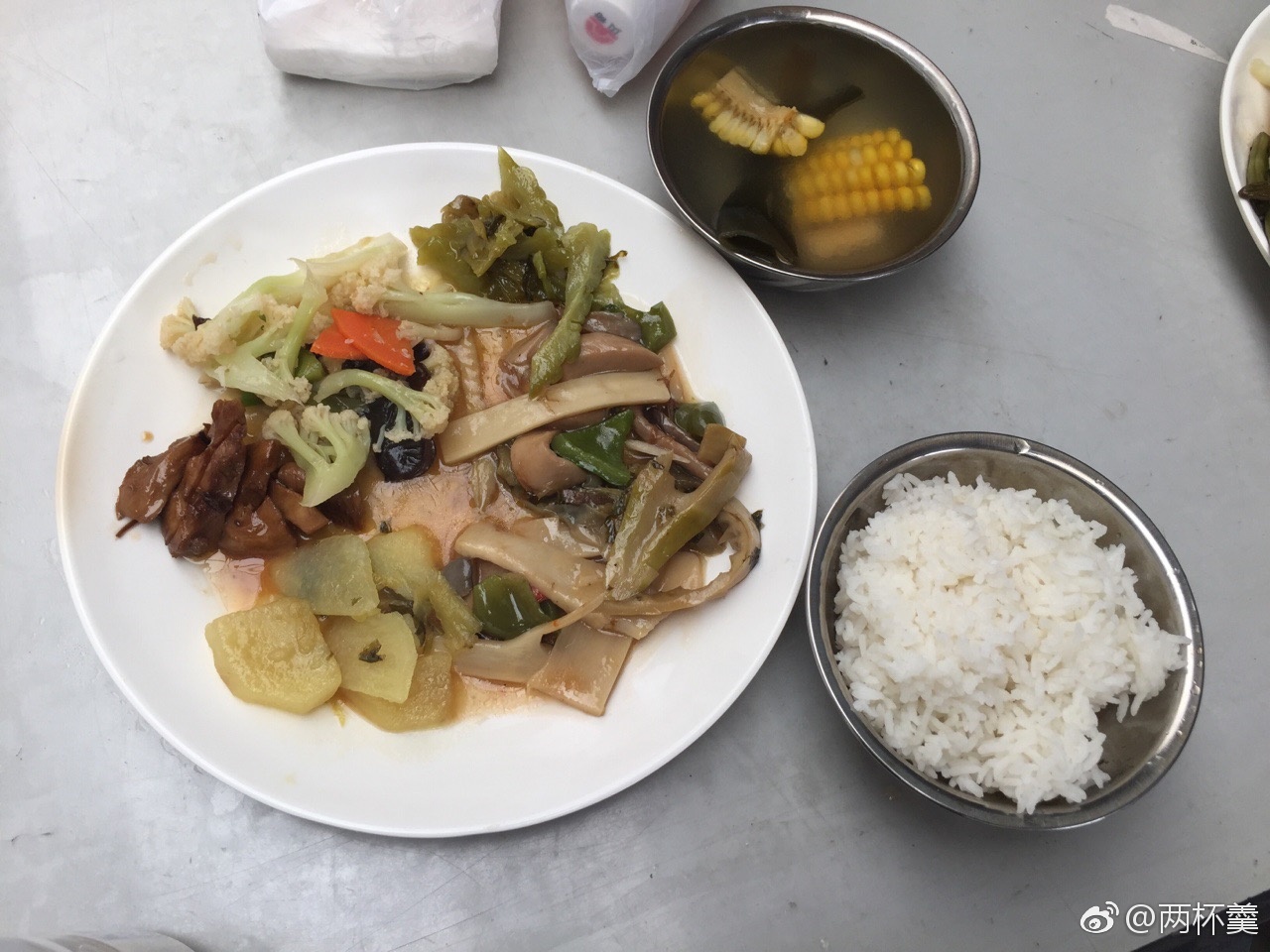 “开云电竞官方网站”中方警告美勿插手香港事务:别玩火否则必将自食其果(图2) 开云电竞官方网站